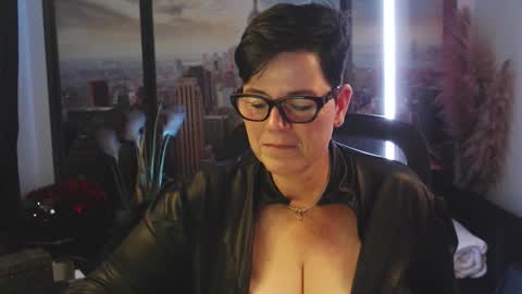 MollySun Nina Randmann online show from 10-02-25, 06:37