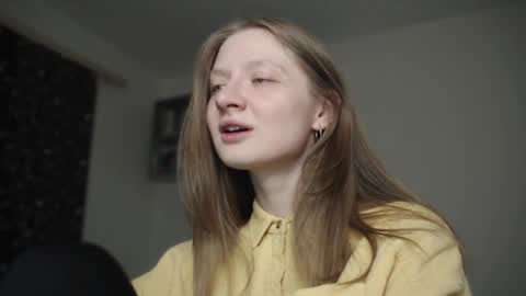 mollytucker online show from 01-26-25, 01:58