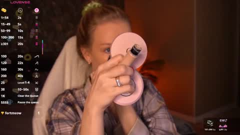 mollyymayy online show from 06-11-26, 03:48