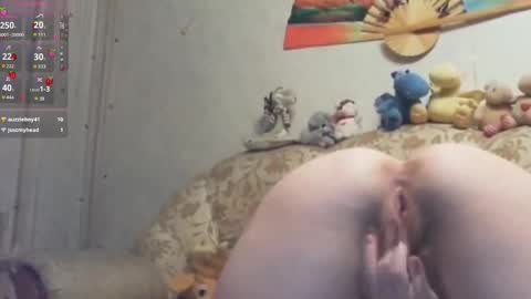 Mommy online show from 01-10-26, 03:58