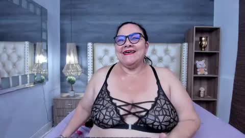 Jelitza online show from 07-01-26, 02:57