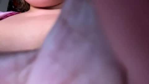 Snapshot of mommy_infinityxx chatting on 03-29-26, 12:43 mommy_infinityxx online show from 03-29-26, 12:43