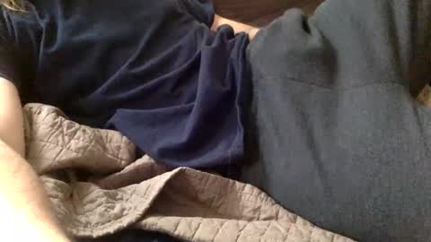 Snapshot of mommy_maker chatting on 02-15-25, 08:11 mommy_maker online show from 02-15-25, 08:11