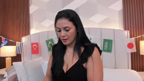 Snapshot of mommy_naughty_ chatting on 07-20-26, 11:12 Letty Smith online show from 07-20-26, 11:12