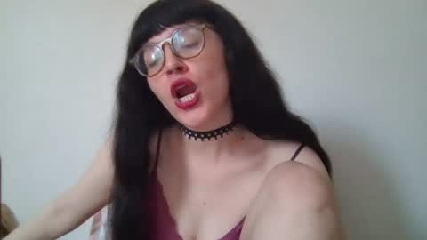 Mommynatrix online show from 07-09-26, 05:50
