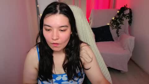Snapshot of momorins chatting on 05-18-26, 04:07 Momo online show from 05-18-26, 04:07