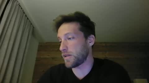 Snapshot of moms_little_monster chatting on 12-09-24, 07:50 moms_little_monster online show from 12-09-24, 07:50