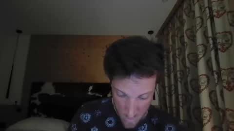 moms_little_monster online show from 11-16-25, 04:56