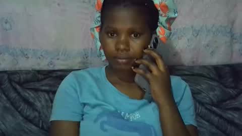 momsdoll online show from 04-23-26, 02:52