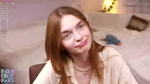 Mona online show from 10-10-25, 10:53