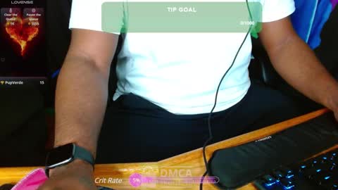 Snapshot of moneyshotxxx90 chatting on 12-03-24, 06:37 MoneyshotXXX online show from 12-03-24, 06:37