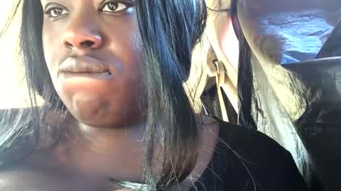 moni_simone online show from 01-01-25, 08:47