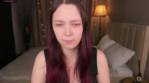 Monica online show from 04-20-26, 05:32