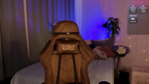 Hi  Im Monica  online show from 06-04-26, 02:01