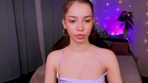 Hi  Im Monica  online show from 07-19-26, 01:37