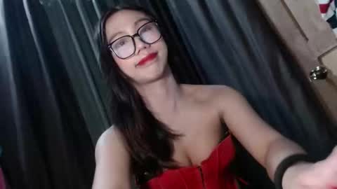 Snapshot of monicabrava69 chatting on 12-15-25, 09:41 MonicaBravaa online show from 12-15-25, 09:41