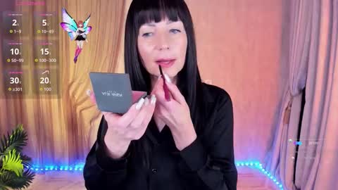 Monica online show from 11-23-25, 12:16