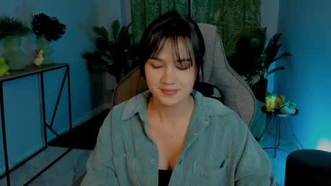 monica online show from 11-19-25, 05:35