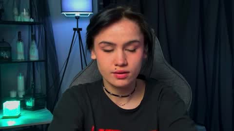 monica online show from 04-10-26, 12:16