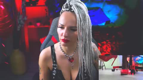 Monika online show from 02-15-25, 12:01