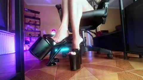 Miss Monica online show from 07-28-26, 11:17