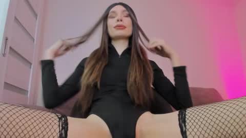 monicastark_ online show from 12-17-25, 04:24