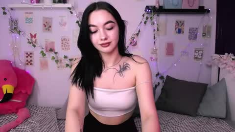 Monica online show from 09-26-25, 03:43