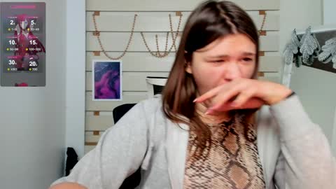 Snapshot of monika_youu chatting on 01-15-25, 04:54 Monika online show from 01-15-25, 04:54