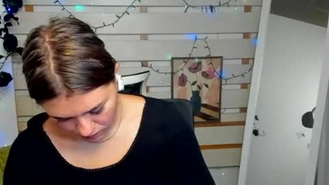 Snapshot of monika_youu chatting on 06-19-26, 01:15 Monika online show from 06-19-26, 01:15