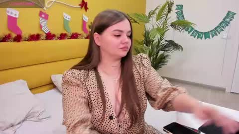 Monika online show from 12-25-24, 12:59