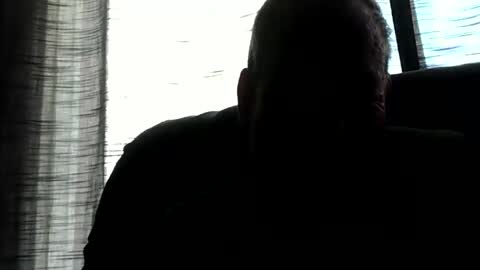 Monkee Dance online show from 12-24-24, 08:05