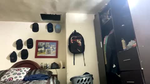 Snapshot of monkey_uchiha77 chatting on 02-14-25, 09:21 simon dice online show from 02-14-25, 09:21