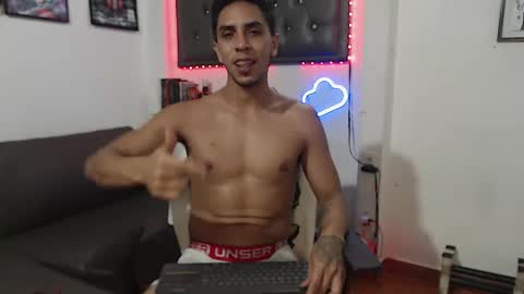 Snapshot of monkey_uchiha77 chatting on 02-15-25, 05:41 simon dice online show from 02-15-25, 05:41