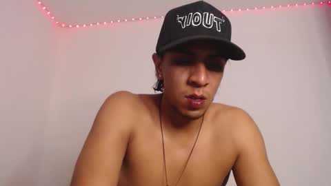 Snapshot of monkey_uchiha77 chatting on 02-06-26, 02:49 simon dice online show from 02-06-26, 02:49