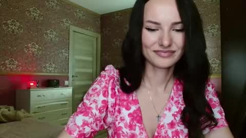 Snapshot of monparis_dream chatting on 12-21-25, 03:52 monparis_dream online show from 12-21-25, 03:52