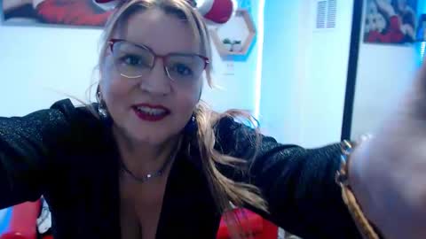 monserrat_diva online show from 12-13-25, 07:53