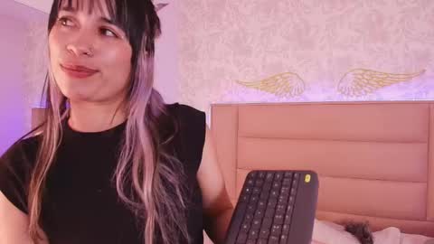 Adriana online show from 11-30-25, 01:48