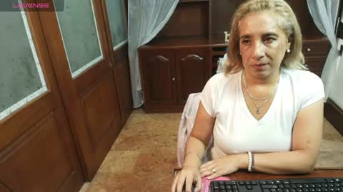 Snapshot of monserratgray chatting on 07-31-26, 12:26 MONSERRAT online show from 07-31-26, 12:26
