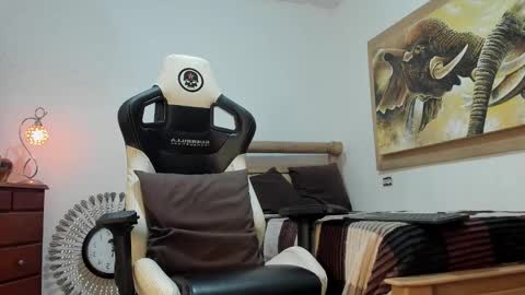 monsoon_the_best online show from 03-19-26, 04:16