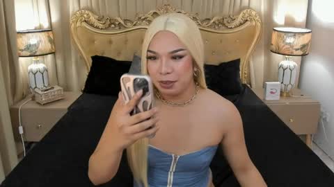 OliviaRoxy online show from 05-16-26, 04:42