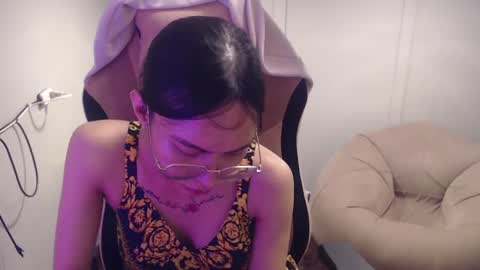 ELYSE A SIMPLE GIRL online show from 02-11-25, 11:32