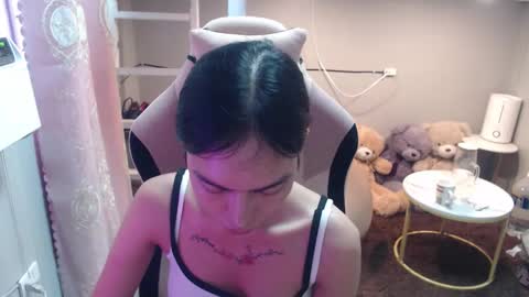 ELYSE A SIMPLE GIRL online show from 09-10-25, 12:43