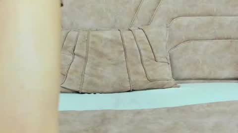 Snapshot of monsterhole91 chatting on 12-30-24, 01:36 Linda Darling online show from 12-30-24, 01:36