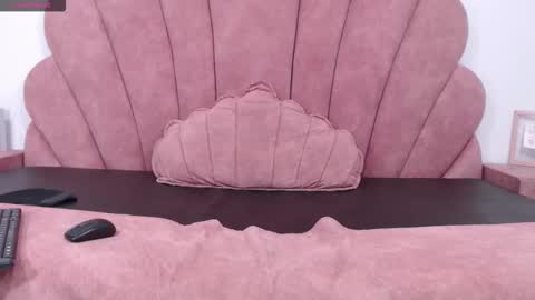 Snapshot of monsterhole91 chatting on 12-03-25, 04:38 Linda Darling online show from 12-03-25, 04:38