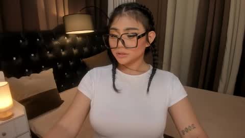 Snapshot of monstrouscockdivaontop chatting on 12-17-24, 07:48 Ruthie online show from 12-17-24, 07:48