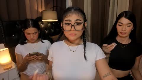 Snapshot of monstrouscockdivaontop chatting on 01-06-25, 07:52 Ruthie online show from 01-06-25, 07:52