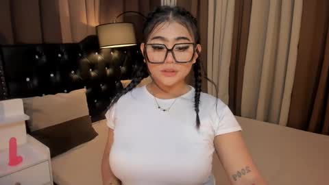 Snapshot of monstrouscockdivaontop chatting on 01-10-25, 10:04 Ruthie online show from 01-10-25, 10:04