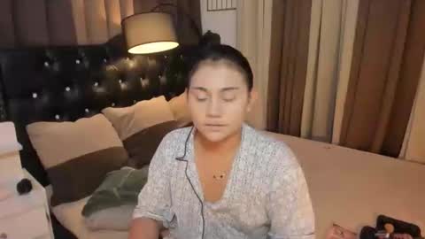 Snapshot of monstrouscockdivaontop chatting on 02-01-25, 11:27 Ruthie online show from 02-01-25, 11:27