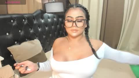 Snapshot of monstrouscockdivaontop chatting on 09-21-25, 09:27 Ruthie online show from 09-21-25, 09:27