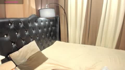 Snapshot of monstrouscockdivaontop chatting on 09-29-25, 03:50 Ruthie online show from 09-29-25, 03:50